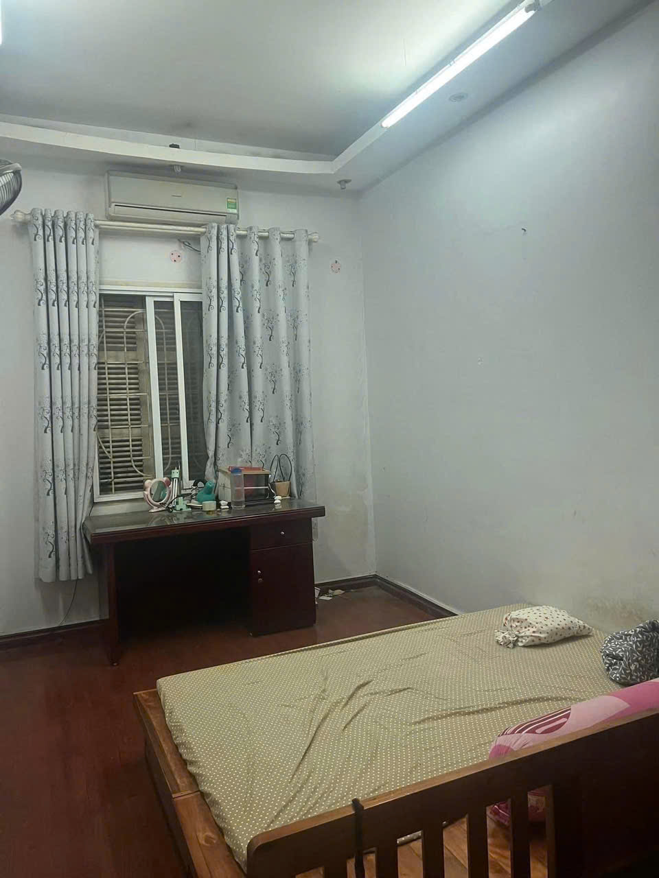 Cho thuê nhà nguyên căn Phố Nguyễn Tuân, 4 tầng x 25m2, 2 ngủ, 9 Triệu vào ngay - Ảnh 1